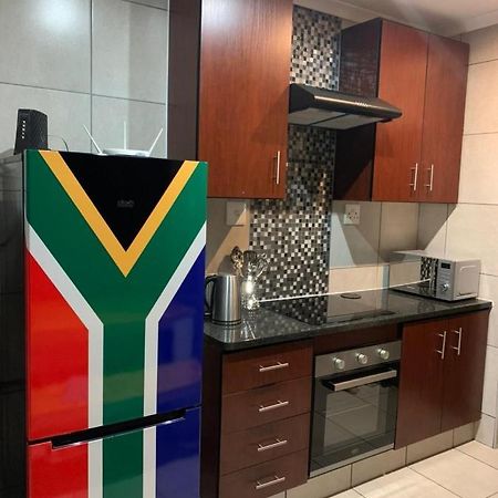 Rhino House With 3 Bedrooms Next To Pilanesberg And Sun City Mogwase Ngoại thất bức ảnh