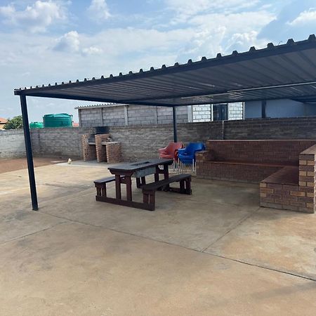 Rhino House With 3 Bedrooms Next To Pilanesberg And Sun City Mogwase Ngoại thất bức ảnh