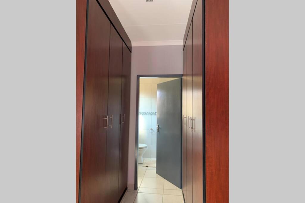 Rhino House With 3 Bedrooms Next To Pilanesberg And Sun City Mogwase Ngoại thất bức ảnh