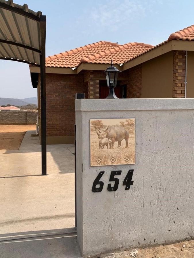 Rhino House With 3 Bedrooms Next To Pilanesberg And Sun City Mogwase Ngoại thất bức ảnh